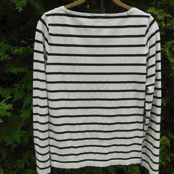 Forever 21 Stretchy Fitted Boatneck Top with Roll-Tab Sleeves - Picture 4 of 4